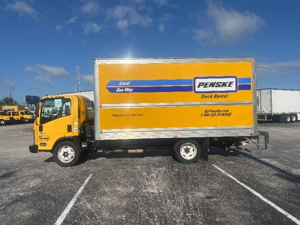 Light Duty Box Truck-Light and Medium Duty Trucks-Isuzu-2021-NPR EFI-Ocala-FL-82,330\n\t\tmiles-$ 40,250 - Image 4