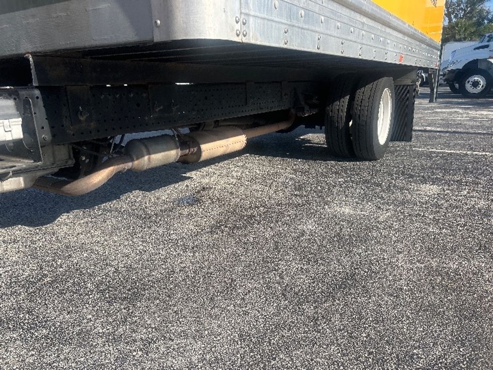 Light Duty Box Truck-Light and Medium Duty Trucks-Isuzu-2021-NPR EFI-Ocala-FL-82,330\n\t\tmiles-$ 40,250 - Image 5