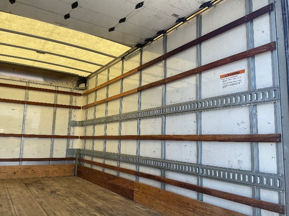 Light Duty Box Truck-Light and Medium Duty Trucks-Isuzu-2021-NPR EFI-Ocala-FL-92,379\n\t\tmiles-$ 40,500 - Image 12