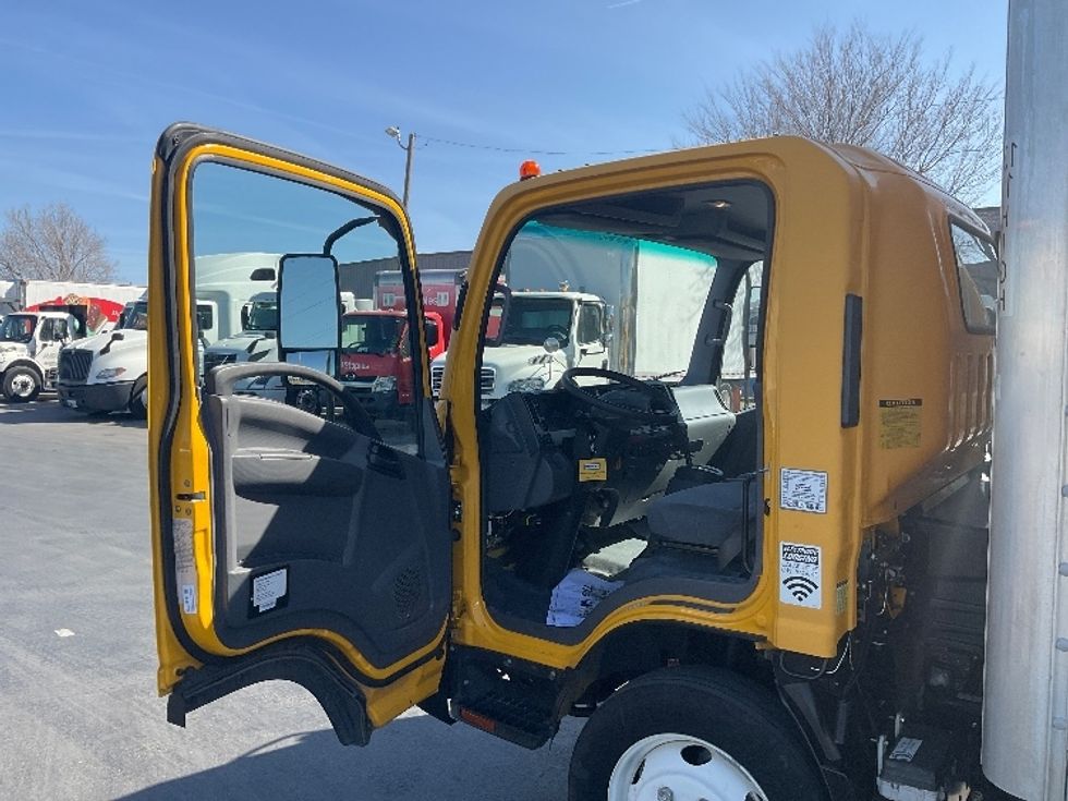 Light Duty Box Truck-Light and Medium Duty Trucks-Isuzu-2021-NPR EFI-Oklahoma City-OK-75,832\n\t\tmiles-$ 41,000 - Image 16