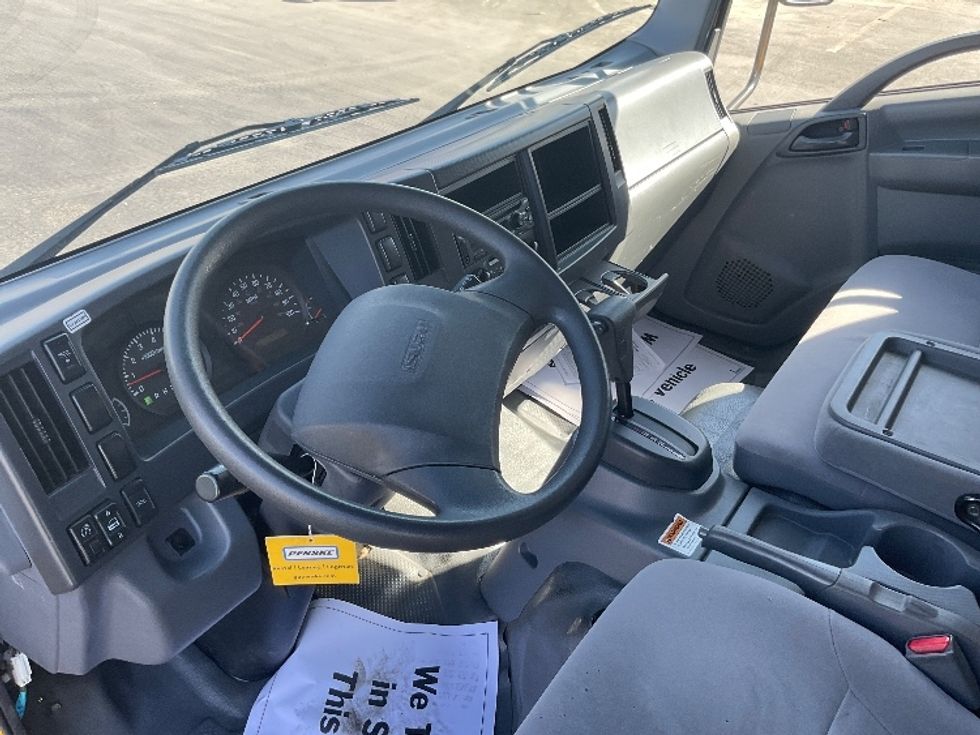 Light Duty Box Truck-Light and Medium Duty Trucks-Isuzu-2021-NPR EFI-Oklahoma City-OK-75,832\n\t\tmiles-$ 41,000 - Image 18