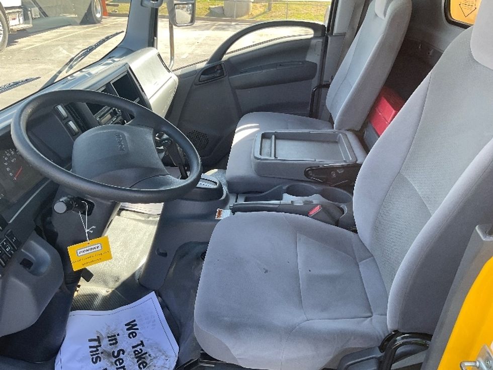 Light Duty Box Truck-Light and Medium Duty Trucks-Isuzu-2021-NPR EFI-Oklahoma City-OK-75,832\n\t\tmiles-$ 41,000 - Image 19