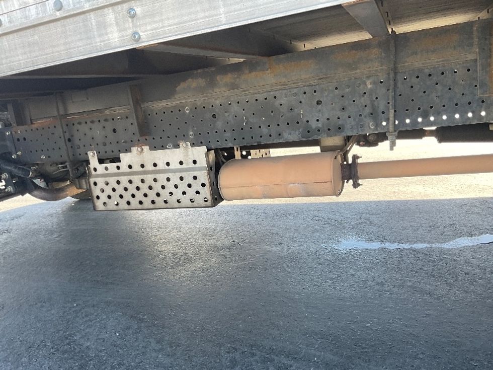 Light Duty Box Truck-Light and Medium Duty Trucks-Isuzu-2021-NPR EFI-Oklahoma City-OK-75,832\n\t\tmiles-$ 41,000 - Image 5