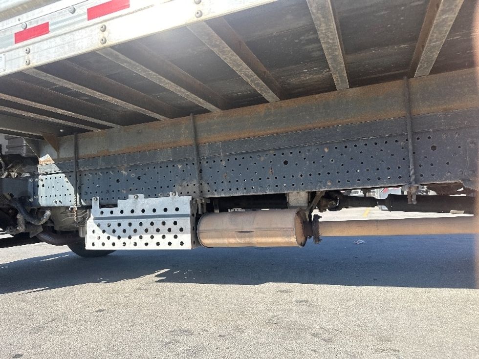 Light Duty Box Truck-Light and Medium Duty Trucks-Isuzu-2021-NPR EFI-Omaha-NE-109,602\n\t\tmiles-$ 37,500 - Image 5