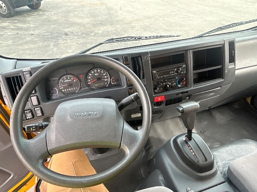 Light Duty Box Truck-Light and Medium Duty Trucks-Isuzu-2021-NPR EFI-Orlando-FL-103,170\n\t\tmiles-$ 37,250 - Image 18