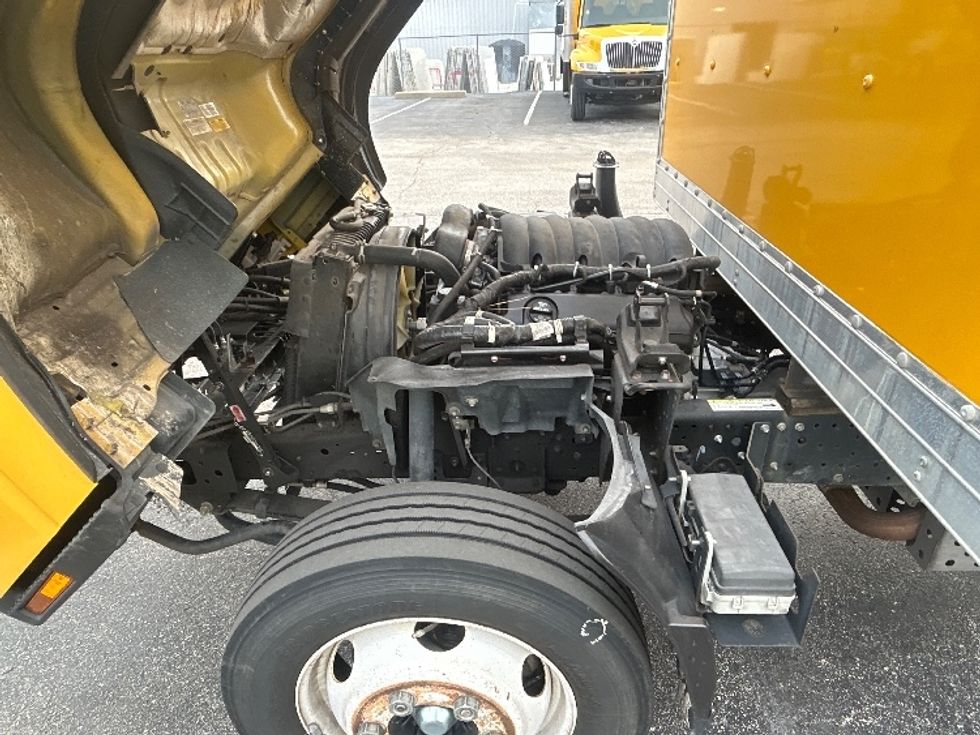 Light Duty Box Truck-Light and Medium Duty Trucks-Isuzu-2021-NPR EFI-Orlando-FL-103,170\n\t\tmiles-$ 37,250 - Image 23