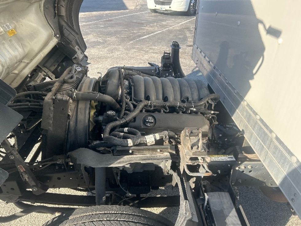 Light Duty Box Truck-Light and Medium Duty Trucks-Isuzu-2021-NPR EFI-Orlando-FL-104,336\n\t\tmiles-$ 39,500 - Image 25