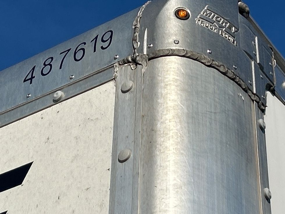 Light Duty Box Truck-Light and Medium Duty Trucks-Isuzu-2021-NPR EFI-Orlando-FL-104,336\n\t\tmiles-$ 39,500 - Image 29