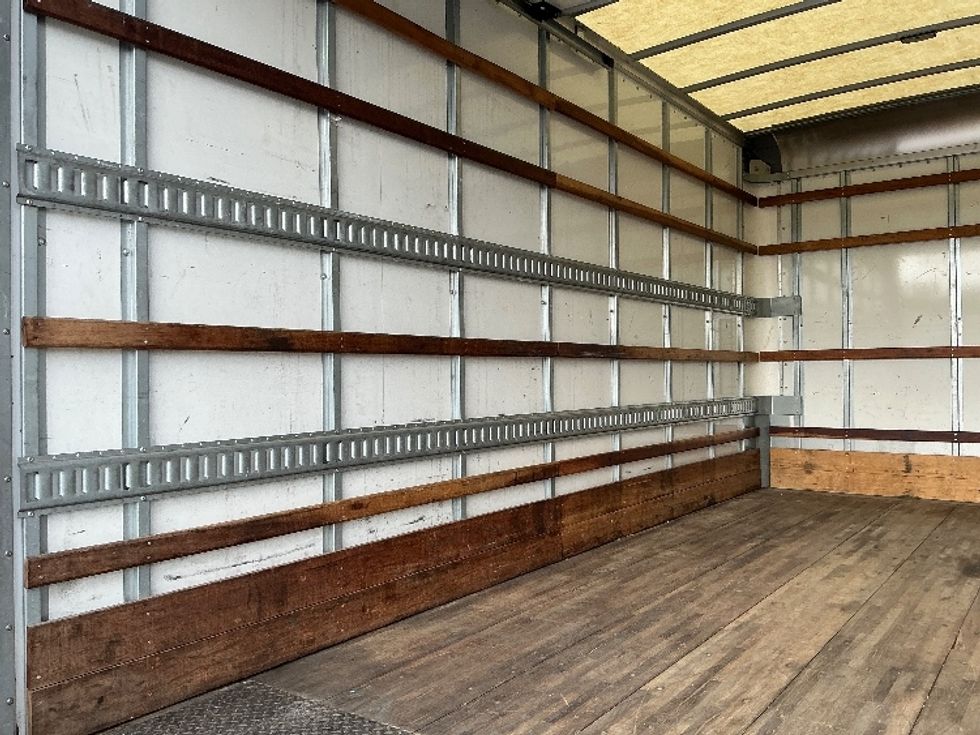 Light Duty Box Truck-Light and Medium Duty Trucks-Isuzu-2021-NPR EFI-Orlando-FL-116,316\n\t\tmiles-$ 38,750 - Image 11