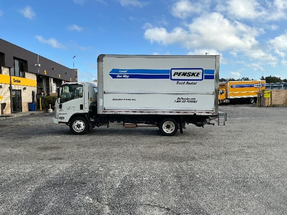 2021 Isuzu NPR photo 4