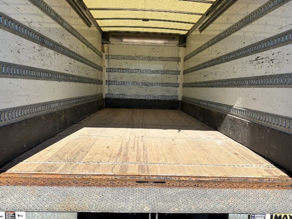Light Duty Box Truck-Light and Medium Duty Trucks-Isuzu-2021-NPR EFI-Parsippany-NJ-122,728\n\t\tmiles-$ 39,500 - Image 10
