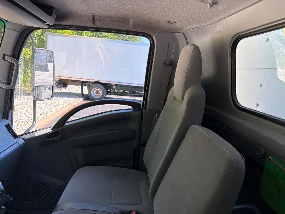 Light Duty Box Truck-Light and Medium Duty Trucks-Isuzu-2021-NPR EFI-Parsippany-NJ-122,728\n\t\tmiles-$ 39,500 - Image 19