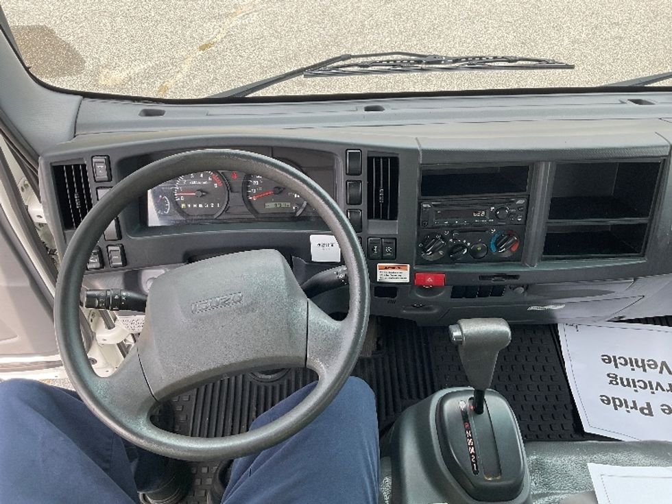 Light Duty Box Truck-Light and Medium Duty Trucks-Isuzu-2021-NPR EFI-Pensacola-FL-107,323\n\t\tmiles-$ 39,750 - Image 18