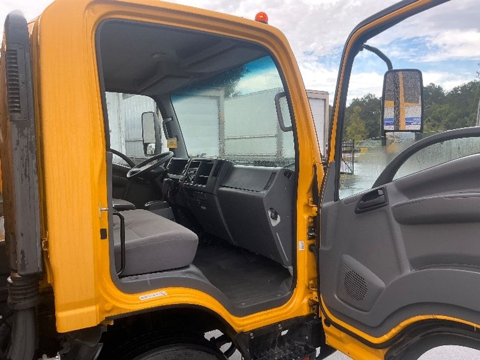 Light Duty Box Truck-Light and Medium Duty Trucks-Isuzu-2021-NPR EFI-Pensacola-FL-109,630\n\t\tmiles-$ 37,500 - Image 20