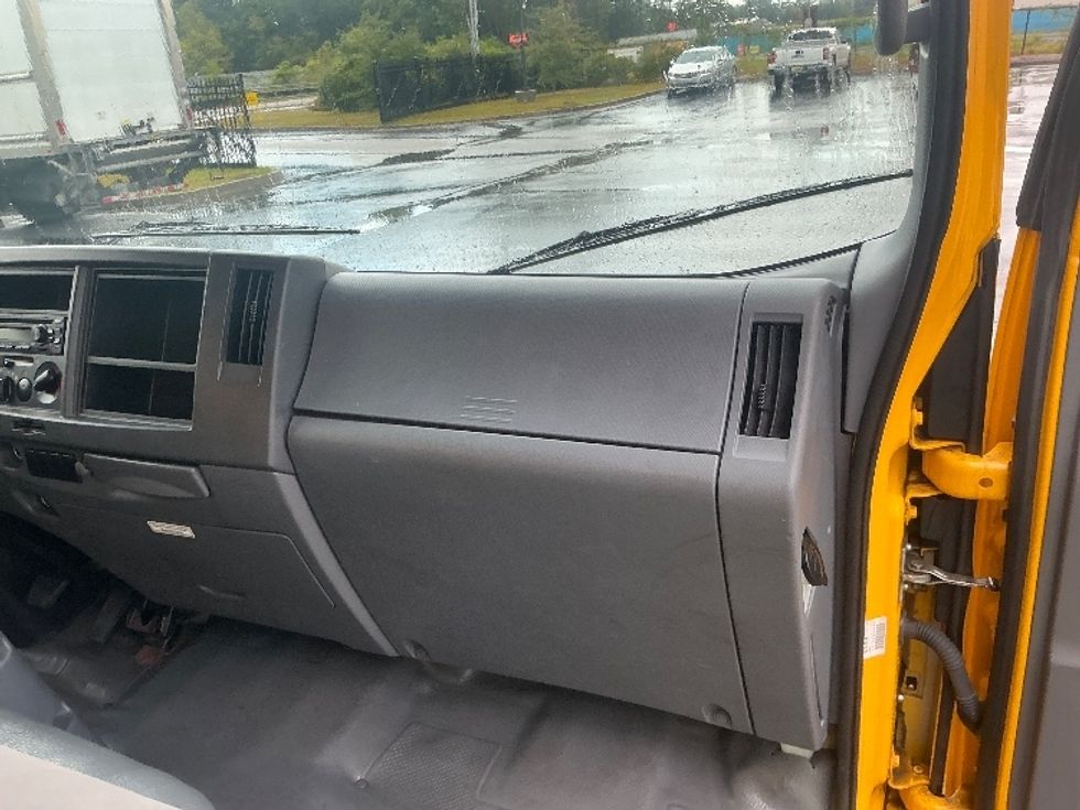 Light Duty Box Truck-Light and Medium Duty Trucks-Isuzu-2021-NPR EFI-Pensacola-FL-109,630\n\t\tmiles-$ 37,500 - Image 21