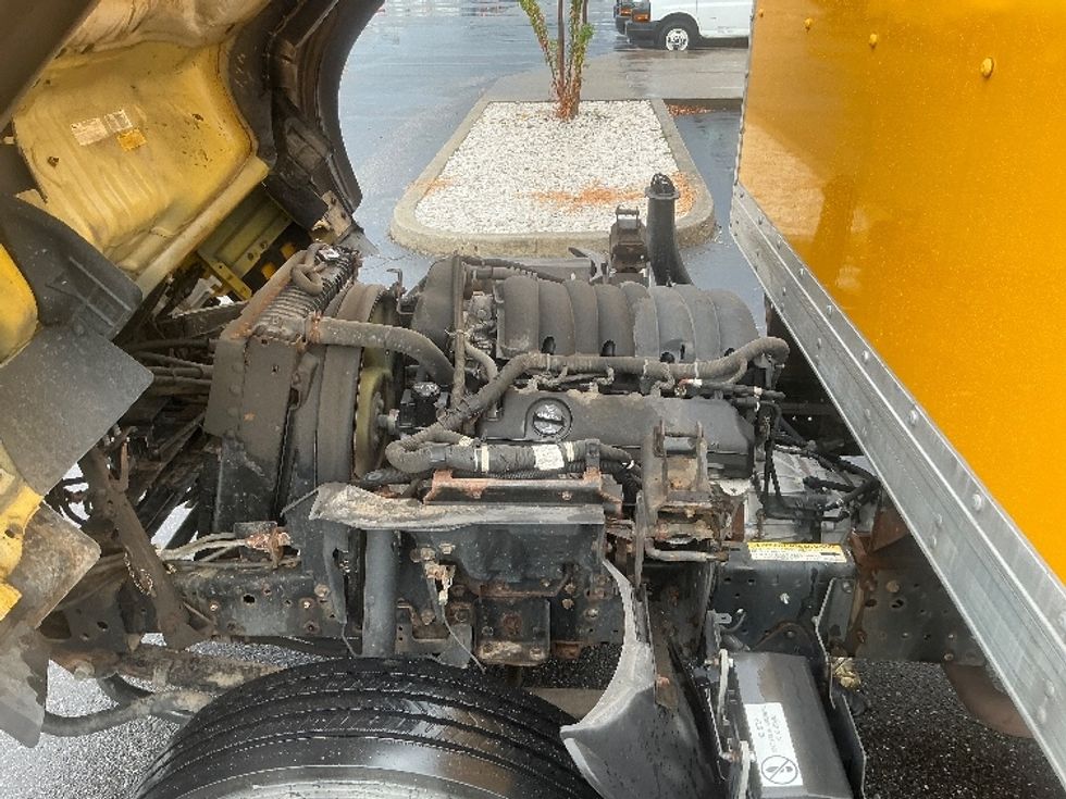 Light Duty Box Truck-Light and Medium Duty Trucks-Isuzu-2021-NPR EFI-Pensacola-FL-109,630\n\t\tmiles-$ 37,500 - Image 24