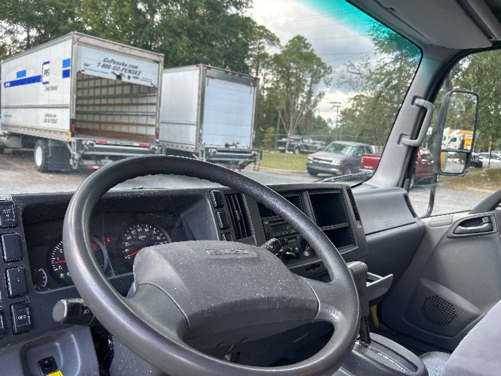 Light Duty Box Truck-Light and Medium Duty Trucks-Isuzu-2021-NPR EFI-Pensacola-FL-125,442\n\t\tmiles-$ 34,500 - Image 17