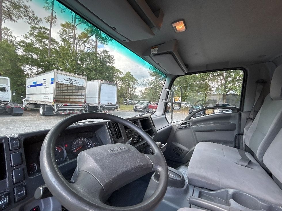 Light Duty Box Truck-Light and Medium Duty Trucks-Isuzu-2021-NPR EFI-Pensacola-FL-125,442\n\t\tmiles-$ 34,500 - Image 18