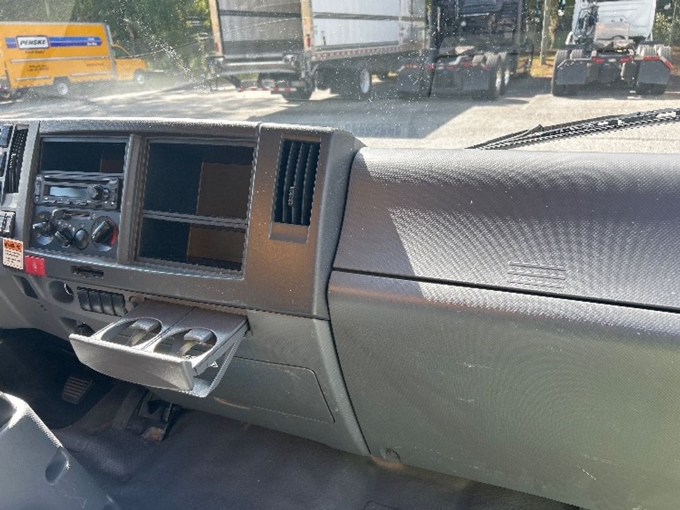 Light Duty Box Truck-Light and Medium Duty Trucks-Isuzu-2021-NPR EFI-Pensacola-FL-125,442\n\t\tmiles-$ 34,500 - Image 21