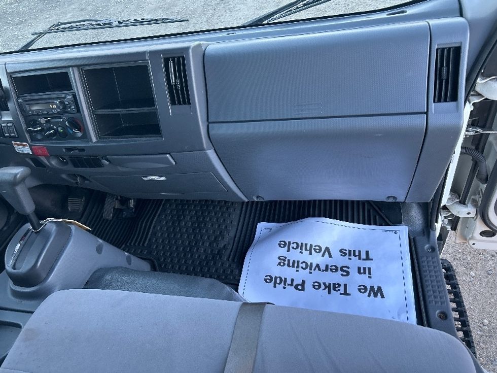 Light Duty Box Truck-Light and Medium Duty Trucks-Isuzu-2021-NPR EFI-Pensacola-FL-171,851\n\t\tmiles-$ 26,500 - Image 21