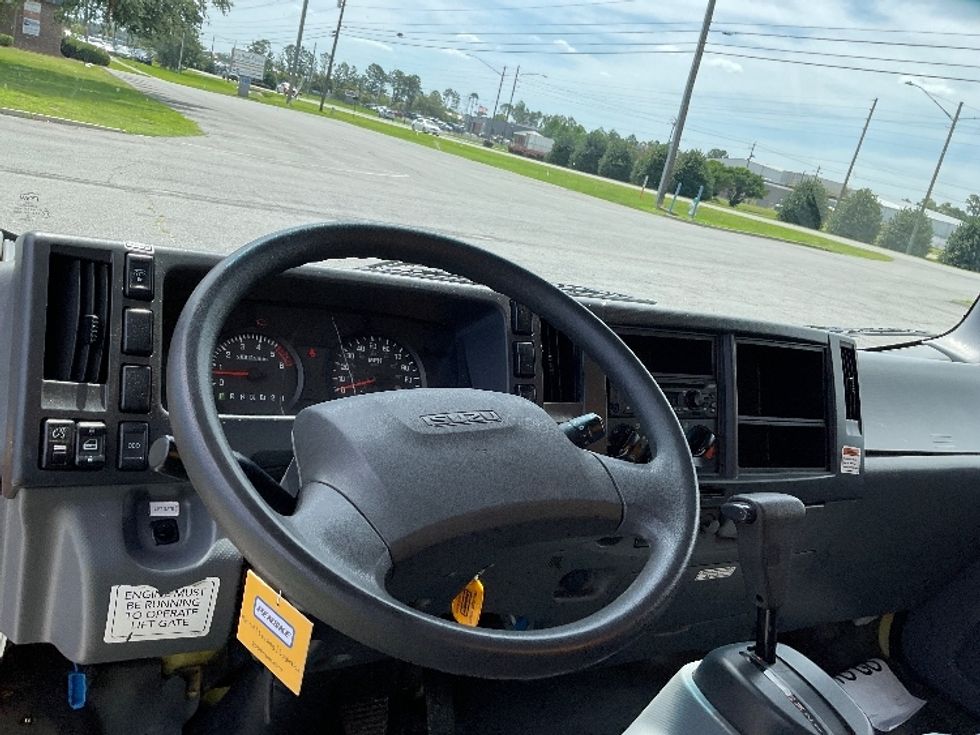 Light Duty Box Truck-Light and Medium Duty Trucks-Isuzu-2021-NPR EFI-Pensacola-FL-92,401\n\t\tmiles-$ 40,500 - Image 17