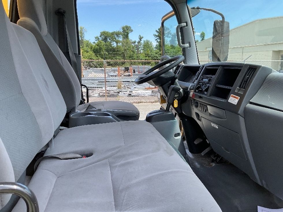 Light Duty Box Truck-Light and Medium Duty Trucks-Isuzu-2021-NPR EFI-Pensacola-FL-92,401\n\t\tmiles-$ 40,500 - Image 22