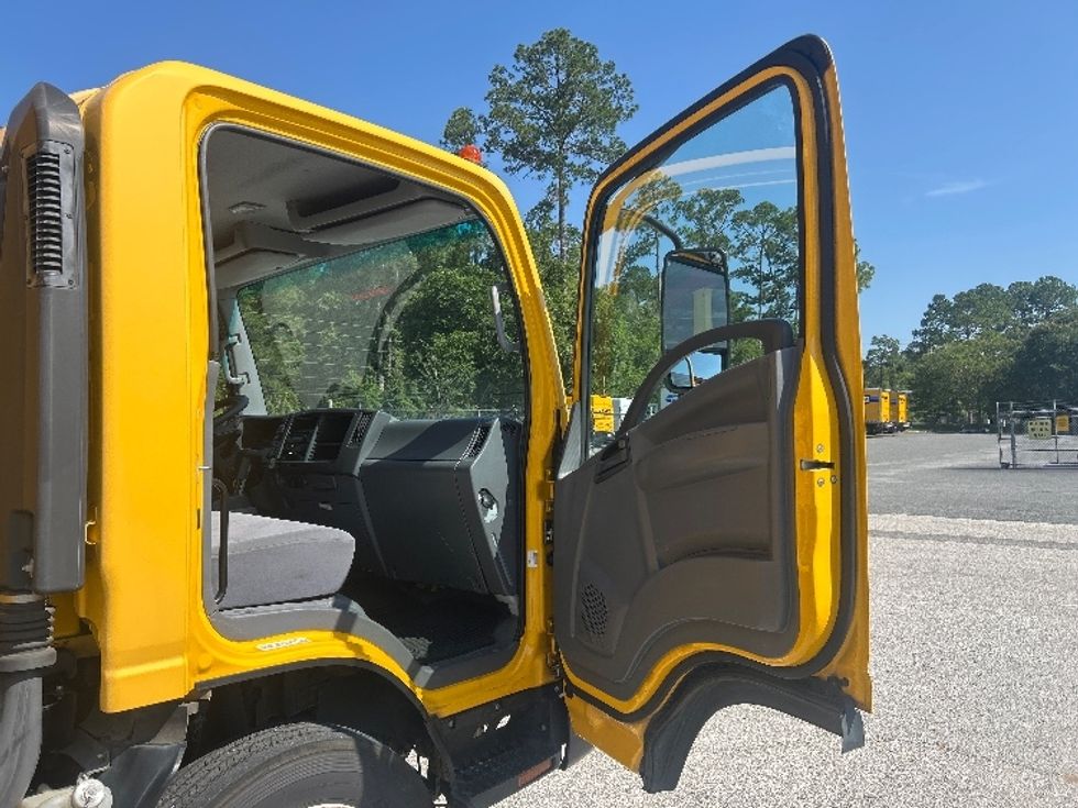 Light Duty Box Truck-Light and Medium Duty Trucks-Isuzu-2021-NPR EFI-Pensacola-FL-94,663\n\t\tmiles-$ 40,250 - Image 20