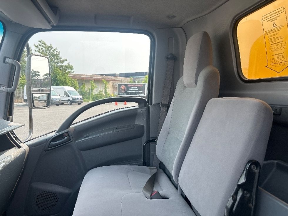 Light Duty Box Truck-Light and Medium Duty Trucks-Isuzu-2021-NPR EFI-Philadelphia-PA-98,712\n\t\tmiles-$ 38,000 - Image 19