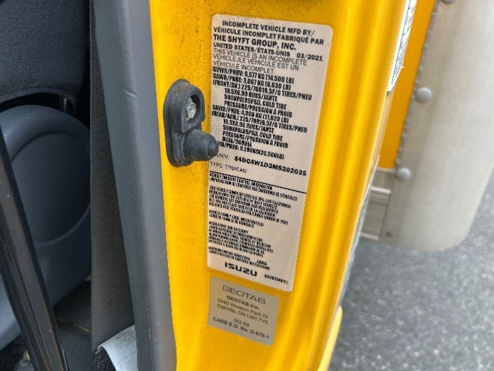 Light Duty Box Truck-Light and Medium Duty Trucks-Isuzu-2021-NPR EFI-Philadelphia-PA-98,712\n\t\tmiles-$ 38,000 - Image 25