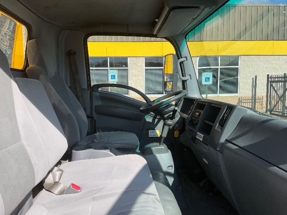 Light Duty Box Truck-Light and Medium Duty Trucks-Isuzu-2021-NPR EFI-Pittsburgh-PA-123,784\n\t\tmiles-$ 31,500 - Image 22