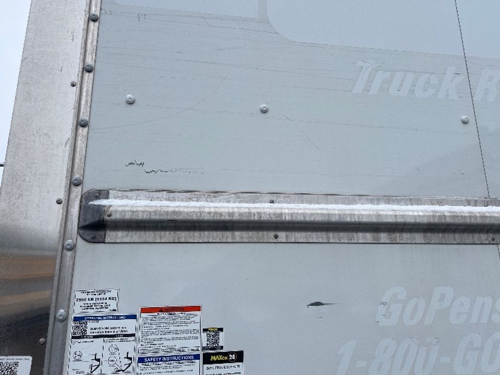 Light Duty Box Truck-Light and Medium Duty Trucks-Isuzu-2021-NPR EFI-Plymouth-MI-106,220\n\t\tmiles-$ 36,000 - Image 26