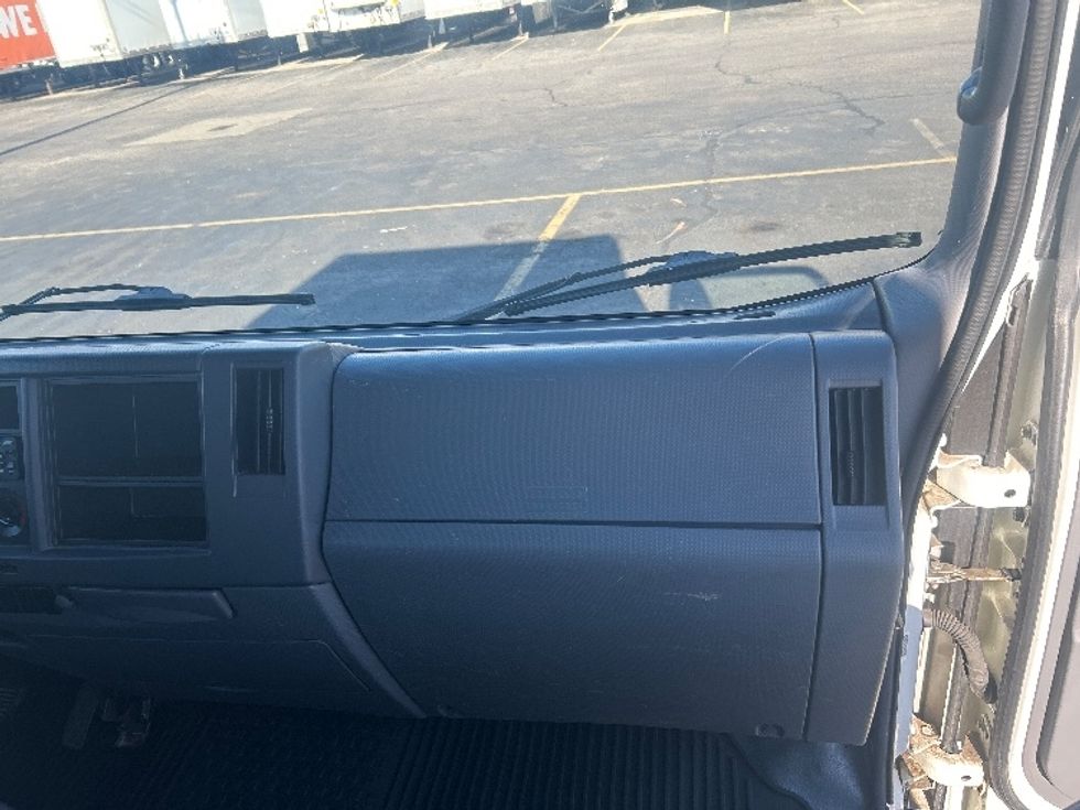 Light Duty Box Truck-Light and Medium Duty Trucks-Isuzu-2021-NPR EFI-Plymouth-MI-74,985\n\t\tmiles-$ 43,000 - Image 20