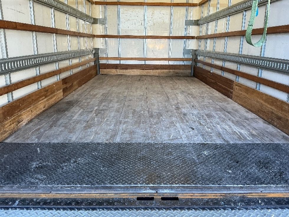 Light Duty Box Truck-Light and Medium Duty Trucks-Isuzu-2021-NPR EFI-Pompano Beach-FL-103,103\n\t\tmiles-$ 38,750 - Image 10