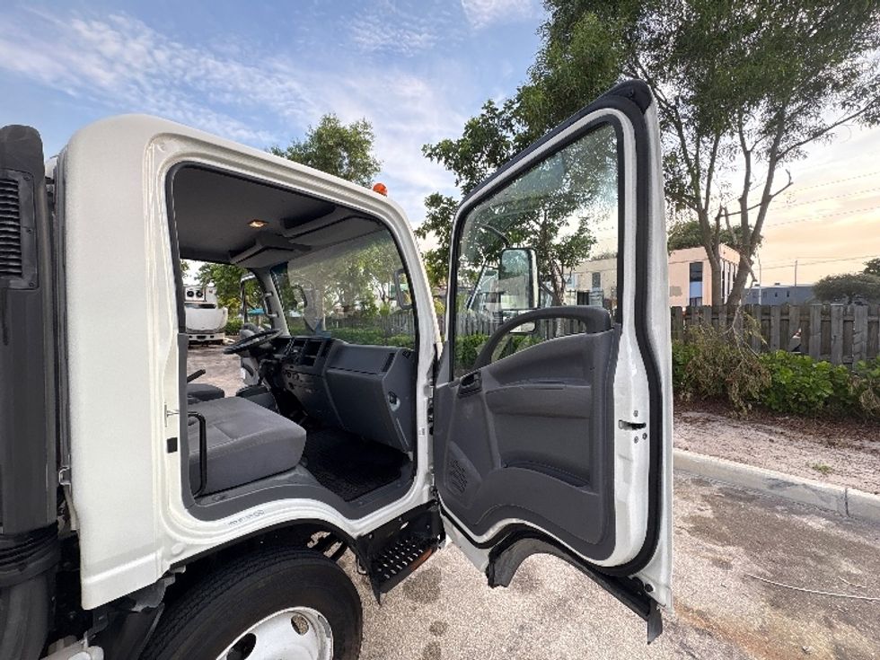 Light Duty Box Truck-Light and Medium Duty Trucks-Isuzu-2021-NPR EFI-Pompano Beach-FL-45,330\n\t\tmiles-$ 47,000 - Image 20