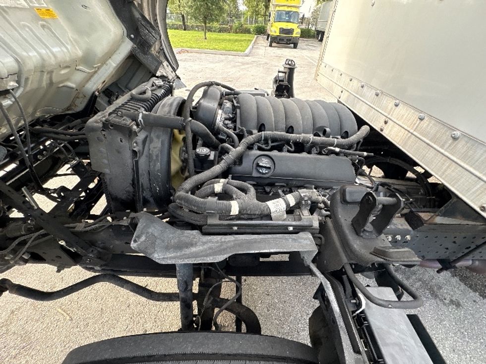 Light Duty Box Truck-Light and Medium Duty Trucks-Isuzu-2021-NPR EFI-Pompano Beach-FL-45,330\n\t\tmiles-$ 47,000 - Image 24