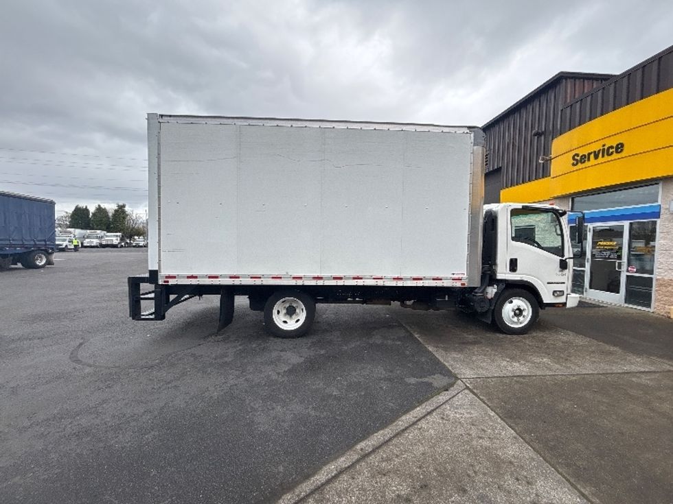 Light Duty Box Truck-Light and Medium Duty Trucks-Isuzu-2021-NPR EFI-Portland-OR-32,229\n\t\tmiles-$ 50,750 - Image 13