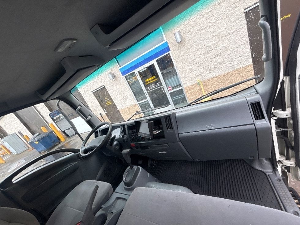 Light Duty Box Truck-Light and Medium Duty Trucks-Isuzu-2021-NPR EFI-Portland-OR-32,229\n\t\tmiles-$ 50,750 - Image 19