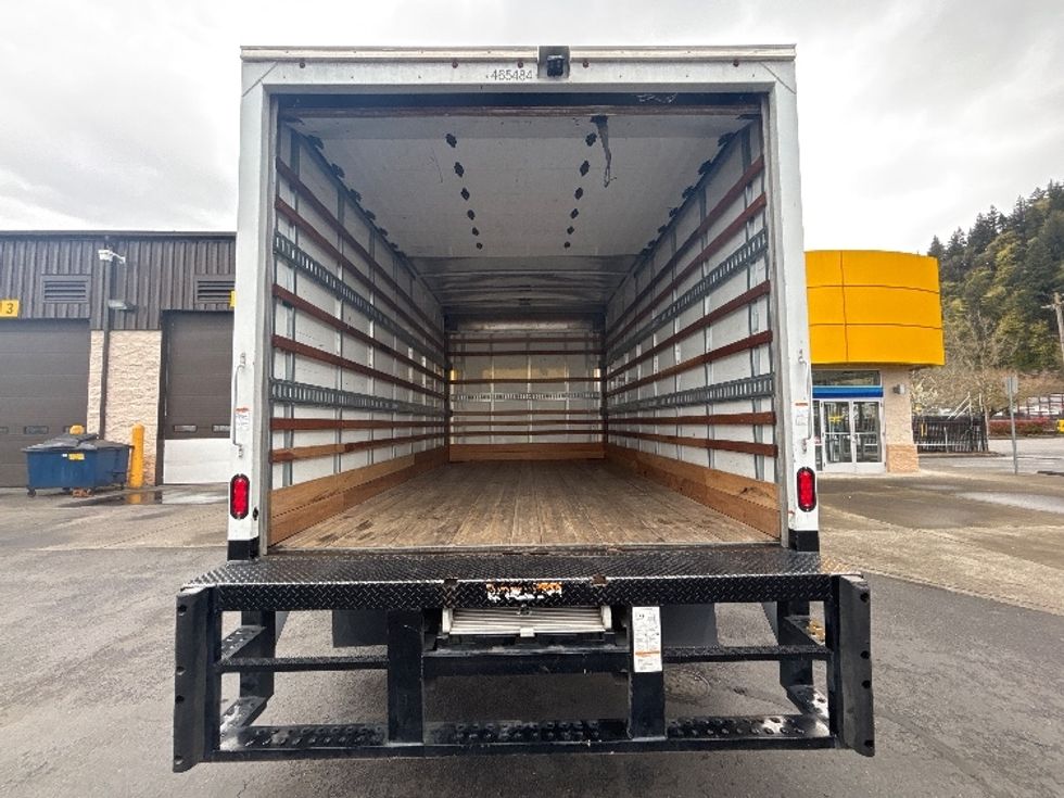 Light Duty Box Truck-Light and Medium Duty Trucks-Isuzu-2021-NPR EFI-Portland-OR-32,229\n\t\tmiles-$ 50,750 - Image 8