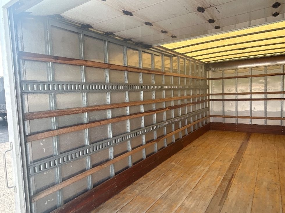 Light Duty Box Truck-Light and Medium Duty Trucks-Isuzu-2021-NPR EFI-Prince George-VA-121,915\n\t\tmiles-$ 39,250 - Image 11