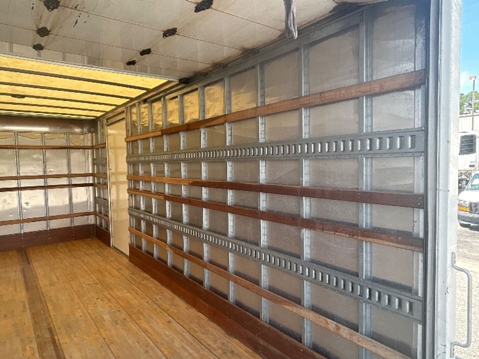 Light Duty Box Truck-Light and Medium Duty Trucks-Isuzu-2021-NPR EFI-Prince George-VA-121,915\n\t\tmiles-$ 39,250 - Image 12