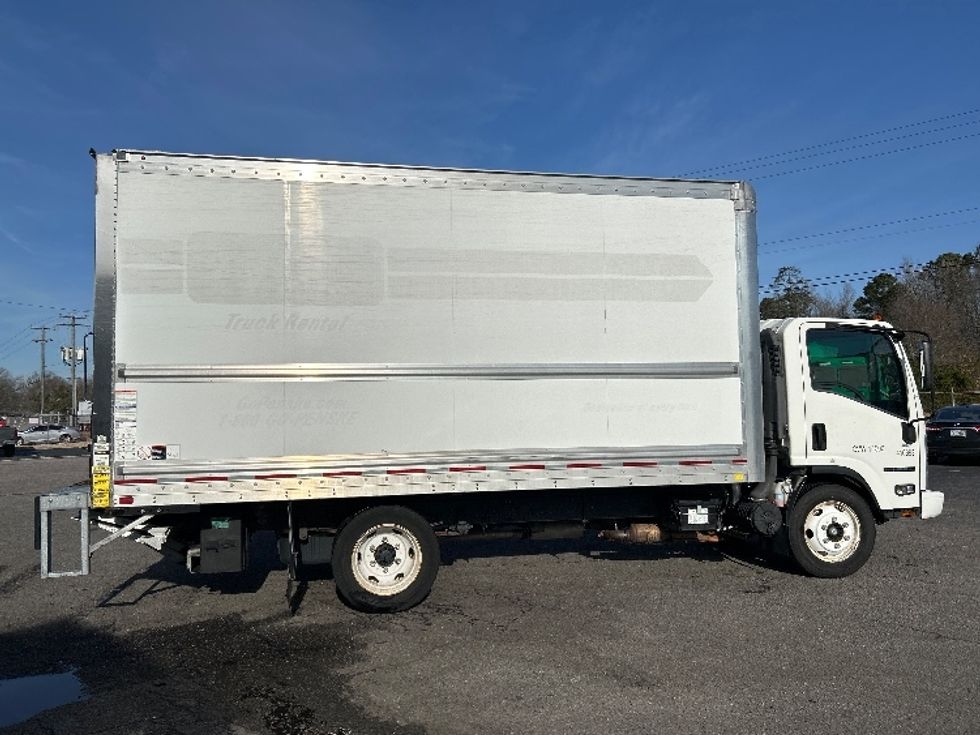 Light Duty Box Truck-Light and Medium Duty Trucks-Isuzu-2021-NPR EFI-Prince George-VA-36,771\n\t\tmiles-$ 48,000 - Image 15