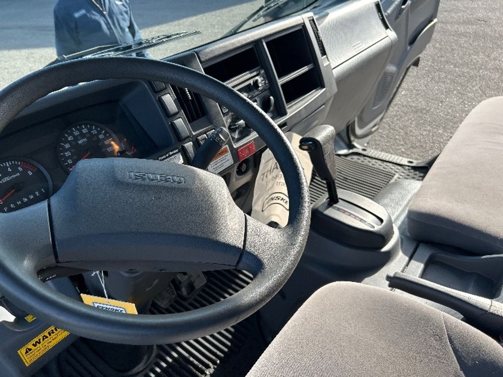 Light Duty Box Truck-Light and Medium Duty Trucks-Isuzu-2021-NPR EFI-Prince George-VA-36,771\n\t\tmiles-$ 48,000 - Image 17