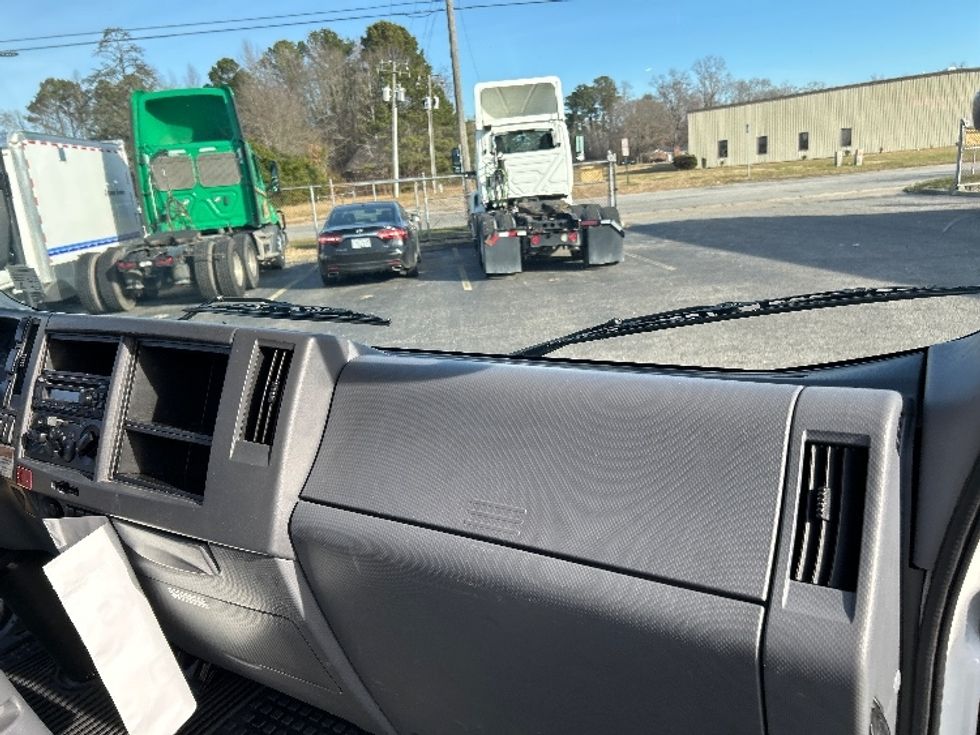 Light Duty Box Truck-Light and Medium Duty Trucks-Isuzu-2021-NPR EFI-Prince George-VA-36,771\n\t\tmiles-$ 48,000 - Image 21