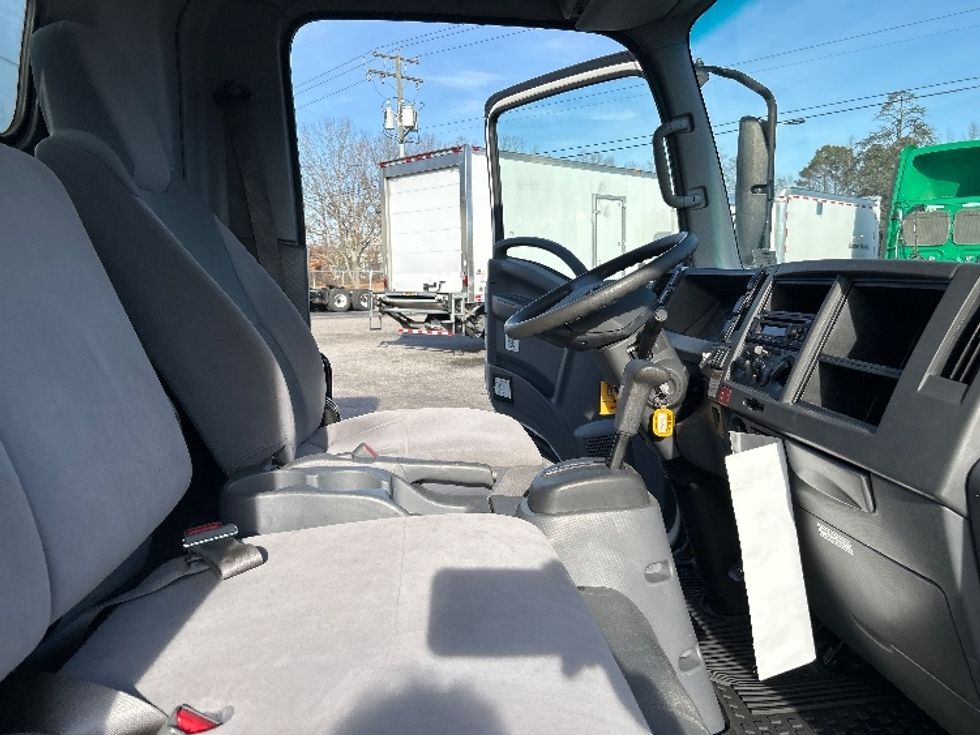 Light Duty Box Truck-Light and Medium Duty Trucks-Isuzu-2021-NPR EFI-Prince George-VA-36,771\n\t\tmiles-$ 48,000 - Image 22