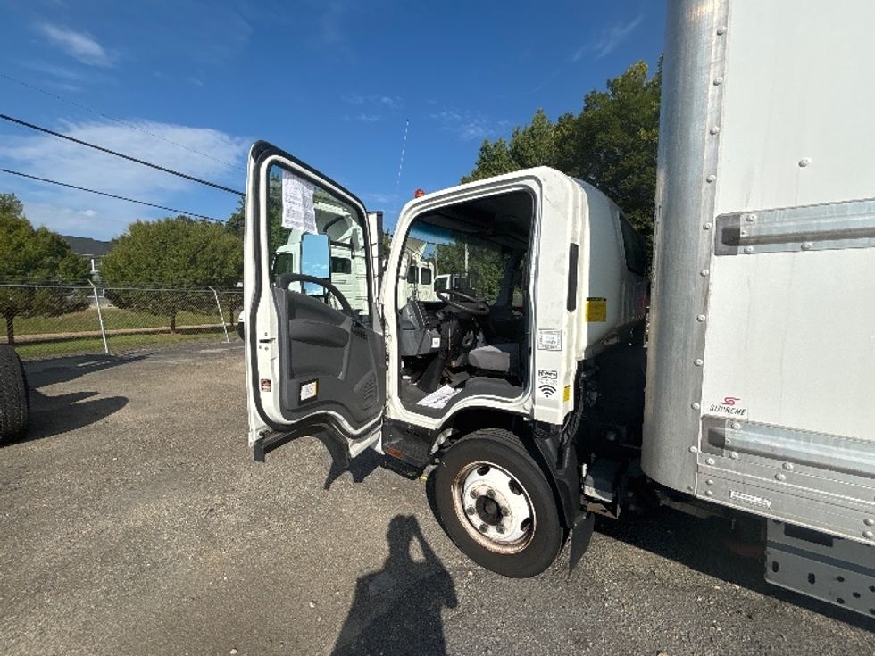 Light Duty Box Truck-Light and Medium Duty Trucks-Isuzu-2021-NPR EFI-Prince George-VA-73,780\n\t\tmiles-$ 45,250 - Image 16
