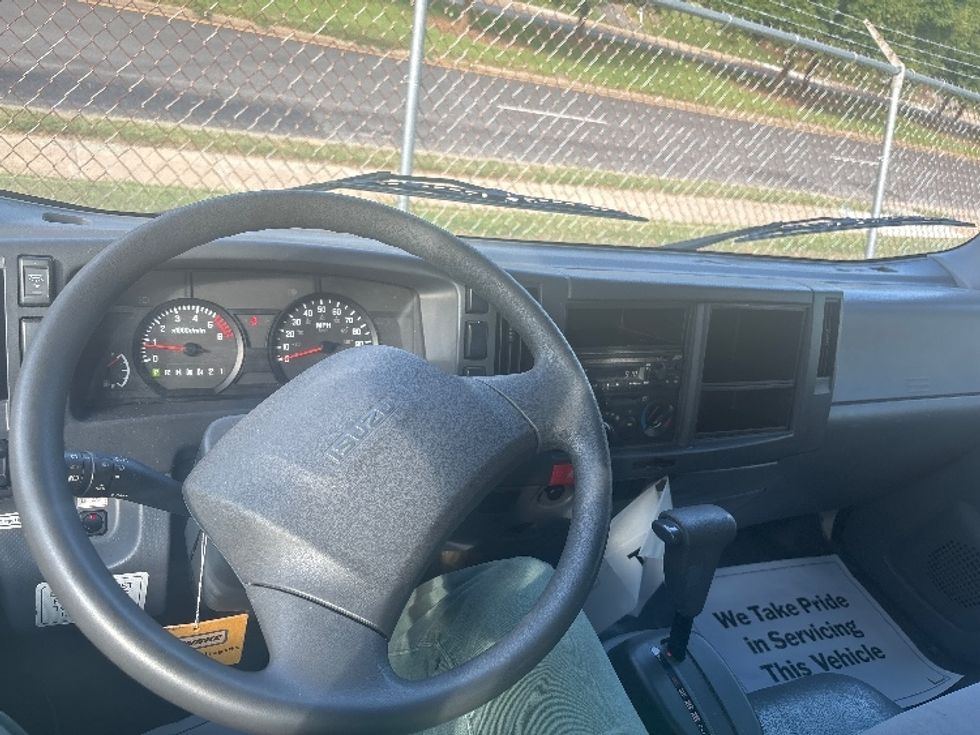 Light Duty Box Truck-Light and Medium Duty Trucks-Isuzu-2021-NPR EFI-Prince George-VA-73,780\n\t\tmiles-$ 45,250 - Image 17