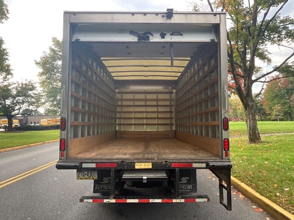 Light Duty Box Truck-Light and Medium Duty Trucks-Isuzu-2021-NPR EFI-Reading-PA-135,138\n\t\tmiles-$ 33,000 - Image 8