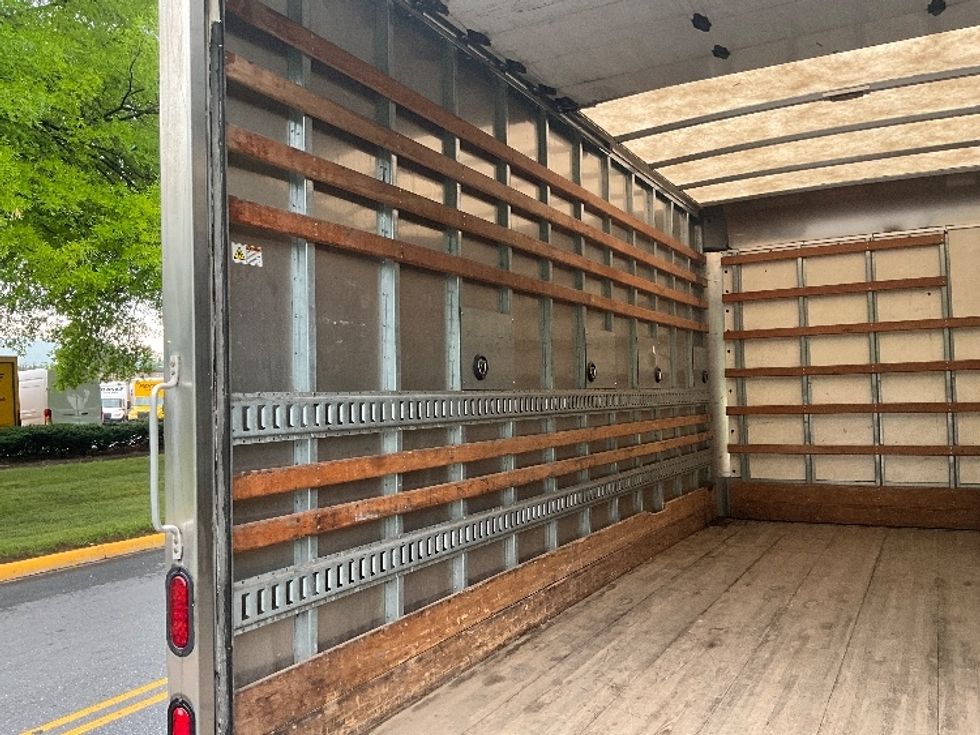 Light Duty Box Truck-Light and Medium Duty Trucks-Isuzu-2021-NPR EFI-Reading-PA-99,473\n\t\tmiles-$ 40,250 - Image 11