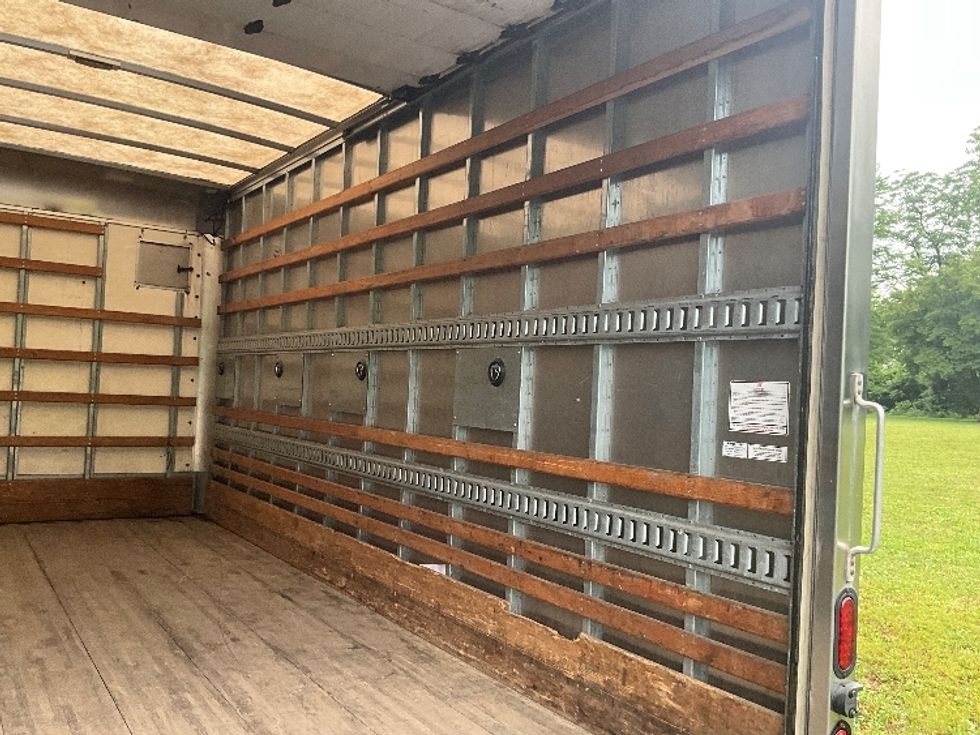 Light Duty Box Truck-Light and Medium Duty Trucks-Isuzu-2021-NPR EFI-Reading-PA-99,473\n\t\tmiles-$ 40,250 - Image 12