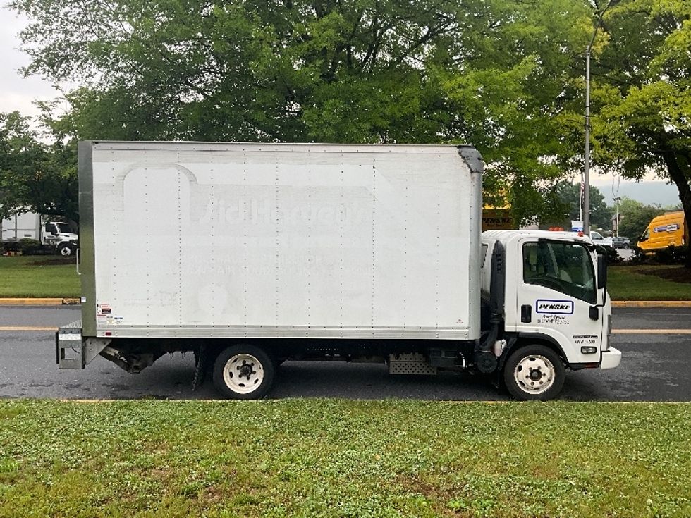 Light Duty Box Truck-Light and Medium Duty Trucks-Isuzu-2021-NPR EFI-Reading-PA-99,473\n\t\tmiles-$ 40,250 - Image 15